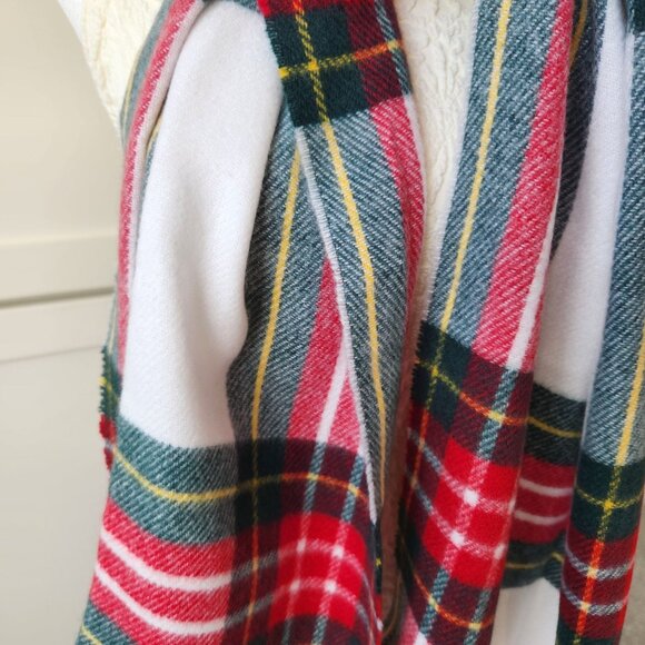 NWT Lands End Ivory Tartan Plaid Scarf Wrap Soft Cozy Winter Preppy Academia - Picture 2 of 7